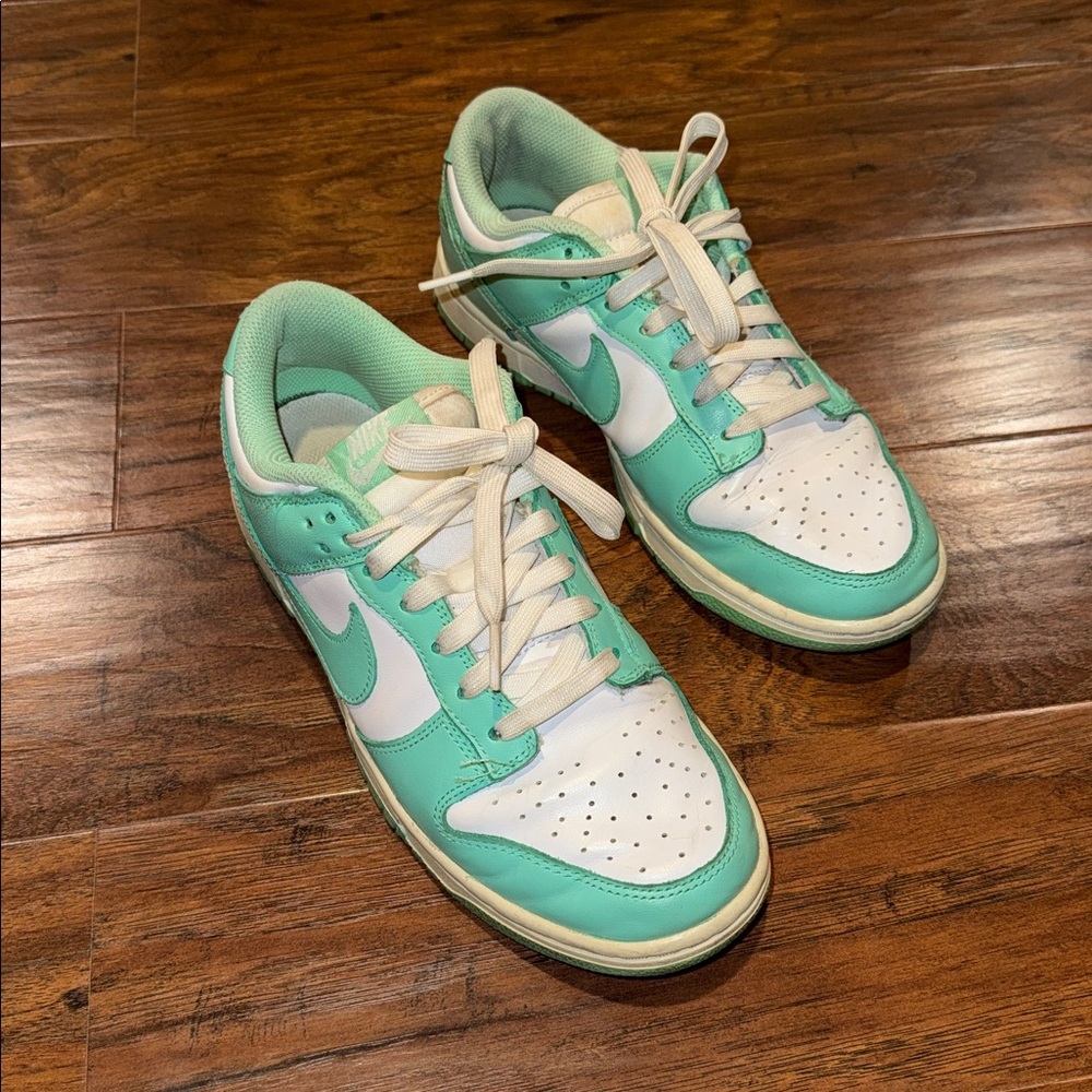 Women's Nike Dunk Low Green Glow- Size 8.5(W) Size 7 (M)